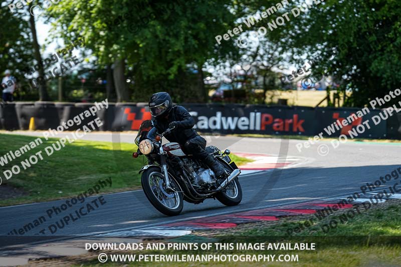 cadwell park;cadwell park photographs;cadwell trackday photographs;enduro digital images;event digital images;eventdigitalimages;peter wileman photography;racing digital images;trackday digital images;trackday photos